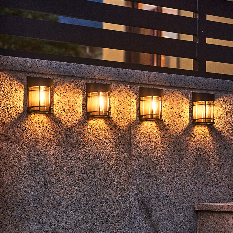 Smart Garden Smart Fence - LED ソーラーガーデンライト屋外防水スマートライトコントロールセンサー中庭フェンスバルコニー階段ソーラー装飾壁ランプ