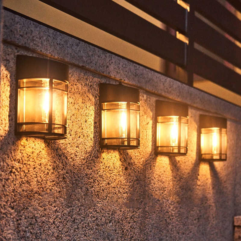 LED ソーラーガーデンライト屋外防水スマートライトコントロ - Smart Garden Smart Fence のレビューと価格