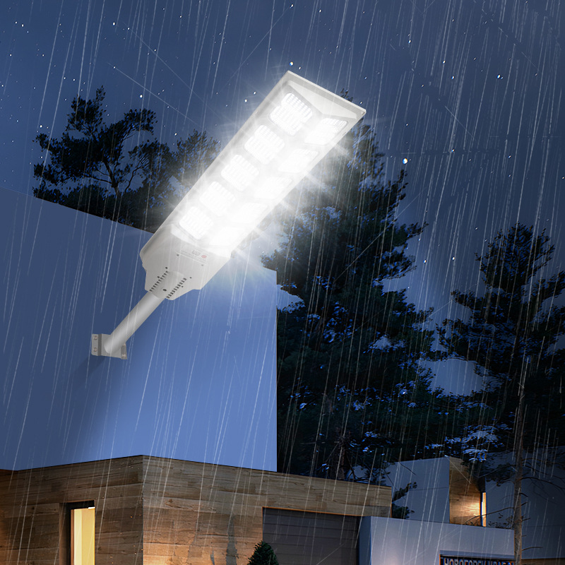 400W ソーラー街路灯防水 IP67 レーダーモーションセ - Smart Garden Solar Lights のレビューと価格